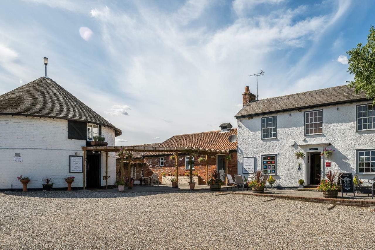 The Windmill Chatham Green Chelmsford Exterior photo